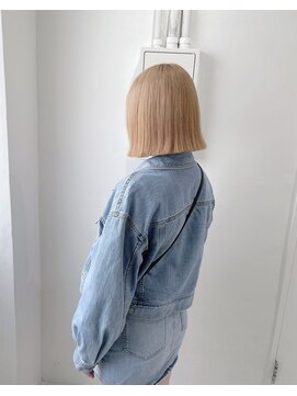 ミュー(Mu) ベージュカラー　ブリーチカラー