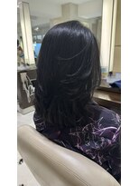 ヘア&エステ ヒロイン 西武池袋店&nbsp;大人上品艶感たっぷりレイヤーミディアムヘアスタイル。