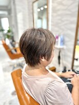 キール(Kir)&nbsp;大人な透明感！白髪ぼかしハイライト[浦添/経塚/白髪ぼかし]