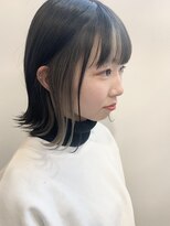 ヘアー アイス ルーチェ(HAIR ICI LUCE) 担当 西田 切りっぱなしボブ 顔周りインナーカラー