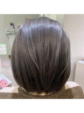 ヘアーブティック バグース(HAIR BUTIQUE Bagus) Wカラー ダークグレー