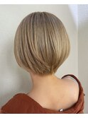 ミルクティーブロンド×ショート