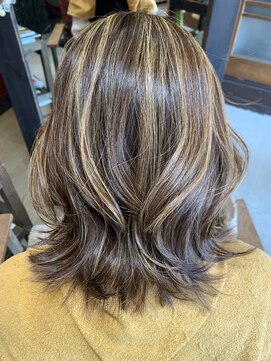 アンカシェット(en cachette) 韓髪レイヤー