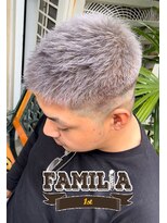 ファミリア 平野(familia)&nbsp;短髪フェード×ホワイトシルバー