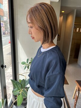 ヘアー アイス ルーチェ(HAIR ICI LUCE) 切りっぱなしボブ デザインカラー ハイライト 西田