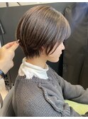 スッキリ丸みショート 前髪あり アッシュブラウン