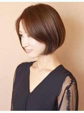 ミスグランディーヴィラス(Miss Grandee VILLAS) 大人ショートエレガントうるツヤボブ30代40代50代