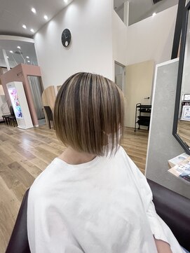 キセイ イオンモール新利府北館店(KISEI) シャドールーツ×ベージュ