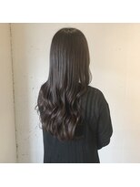 エメ(EME)&nbsp;暗めグレージュ　カット　カラー　トリートメント　平塚美容室