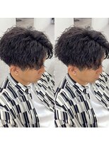 ブライト(BRIGHT)&nbsp;センターパートツイストスパイラルパーマ