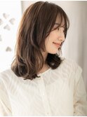 くすみベージュ小顔くびれヘアレイヤーカットロングウルフY浦和