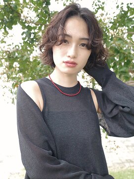 ワク(WAKU) 【WAKU】パーマボブ・アッシュカラー