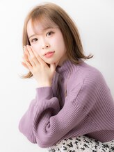 ラビス クローバー(Lovis clover)