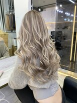 ラピス 千葉(Lapis) グレージュカラーエクステハイライト