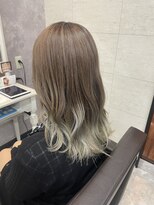 エルベ けやき台店(elve)&nbsp;白髪もぼかせる！バレイヤージュカラー！