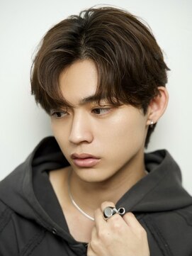 ルーシー 渋谷(LUCEY) センターパートフェザーパーマシャドウパーマメンズパーマ