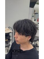 ルースト 原宿店(ROOST)&nbsp;刈り上げセンターパート/波巻きツイストスパイラル/原宿/渋谷