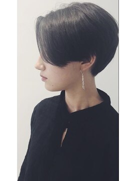 アミル(AMIL) ショートスタイル