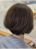 ショートボブ