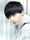 黒髪サラサラショート