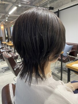 スティードトーキョー(Steed Tokyo) wolf bob ×gray beige