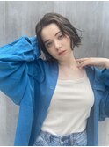 ホワイトアッシュ　ショートパーマ　佐々木