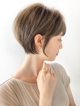 ロビー 表参道(ROBBY) エレガントビューティー大人ショートボブ/３０代４０代５０代