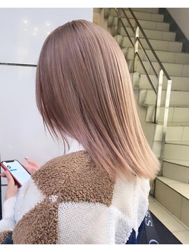 エイト 横浜店(EIGHT) ミルクティーベージュ