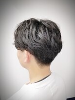 リバティシェアバーバー 銀座(LIBERTY SHARE BARBER)&nbsp;【センター分けの方必見】カルマパーマスタイル