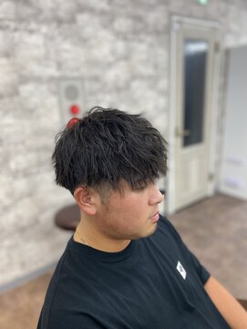 リファイン バイ アフィナー 本厚木店(Refine by Afinar) 【本厚木/本厚木駅】メンズパーマ