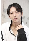 韓国ヘアセンターパートモテ髪