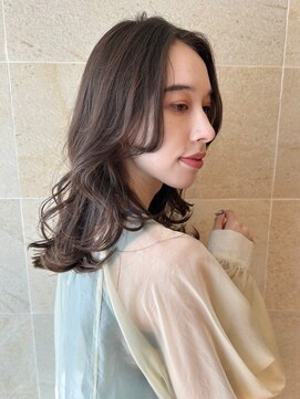ビュートリアム265(BEAUTRIUM 265) ミディアム/レイヤーカット/顔周りカット/フェイスレイヤー/銀座