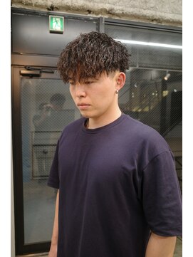 スレイ 西宮(SLAY) 波巻きハイライトアップバングツーブロックマッシュ