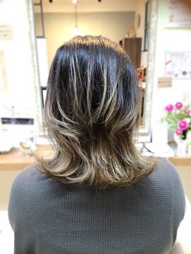 マーガレット(MARGARET) グラデーションカラー