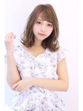 オーロ 千里山店(ORO) 20代30代40代50代美髪ピンクブラウン切りっぱなしボブショート