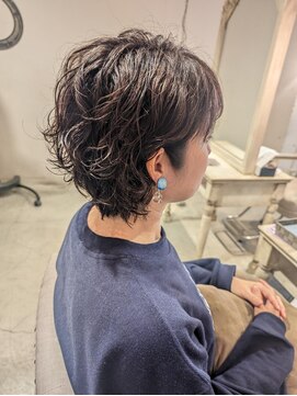 ドット ヘアー(dot.hair) シュッとスタイリングできるパーマ