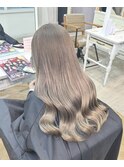 寒色ベージュ