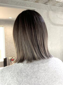 ラック(LUCK) バレイヤージュ/船橋/くすみベージュ/細めハイライト