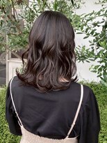 リリー(Rilie)&nbsp;透明感たっぷりダークブラウン/イルミナカラー/ミディアム