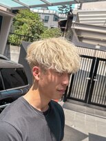 フジヤマ バーバー ショップ(FUJIYAMA BARBER SHOP)&nbsp;金髪マッシュ/シャンパンゴールド/ゴールドヘアー