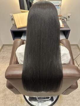 コモド(Comodo) スーパーロングのケアもお任せ！コーティングに頼らない髪質改善