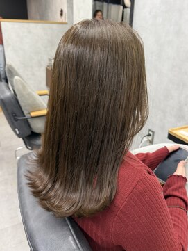 クラン 岡本(Chlan) オリーブベージュ　外ハネロブ