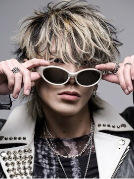 アストラ(ASTRA) MEN’S HAIR/波巻きツイストスパイラル/リバースセンターパート