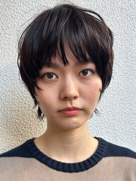 ダダキュービック(DADA CuBiC) 丸みショートウルフ