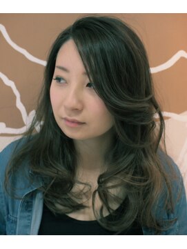 サロンドブルック 久喜店(salon de brook) 外国人風プラチナカラー