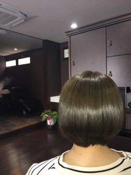 髪の美院 シャルマン ビューティー クリニック(Charmant Beauty Clinic) アッシュボブ