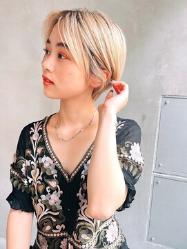 アルテ(ARTE) 【ARTE表参道/青山】韓国風顔まわりレイヤー×ベージュカラー