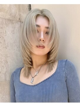 ラグーン 原宿 表参道(LAGOON) 【LAGOON】トレンドの良いとこ取り♪レイヤー×ホワイトカラー♪