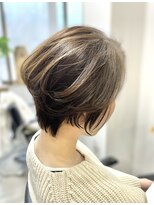 エモヘアー(emo hair) メンズライクなフェミニンショート