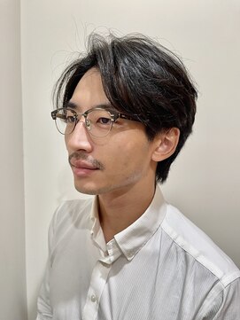 ピークアブー アヴェダ アトレ恵比寿(PEEK-A-BOO AVEDA) センター分けツーブロック